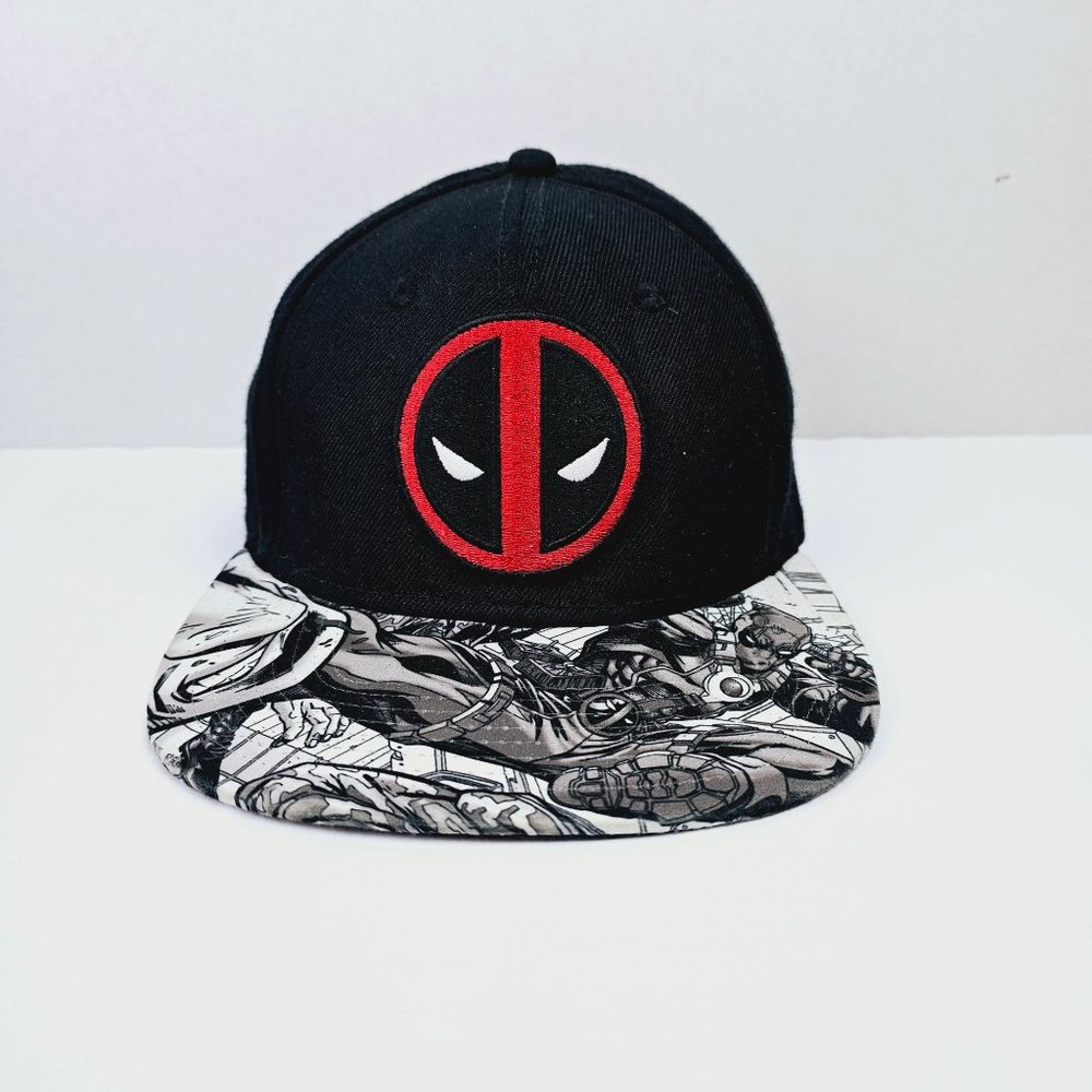 2 Marvel Comics Deadpool Logo Mens Black Hat Cap Comic Print Visor Snapback - Picture 3 of 11